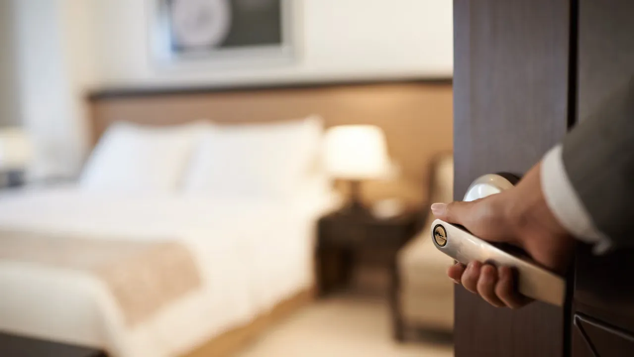 Hur AI revolutionerar hotellens service